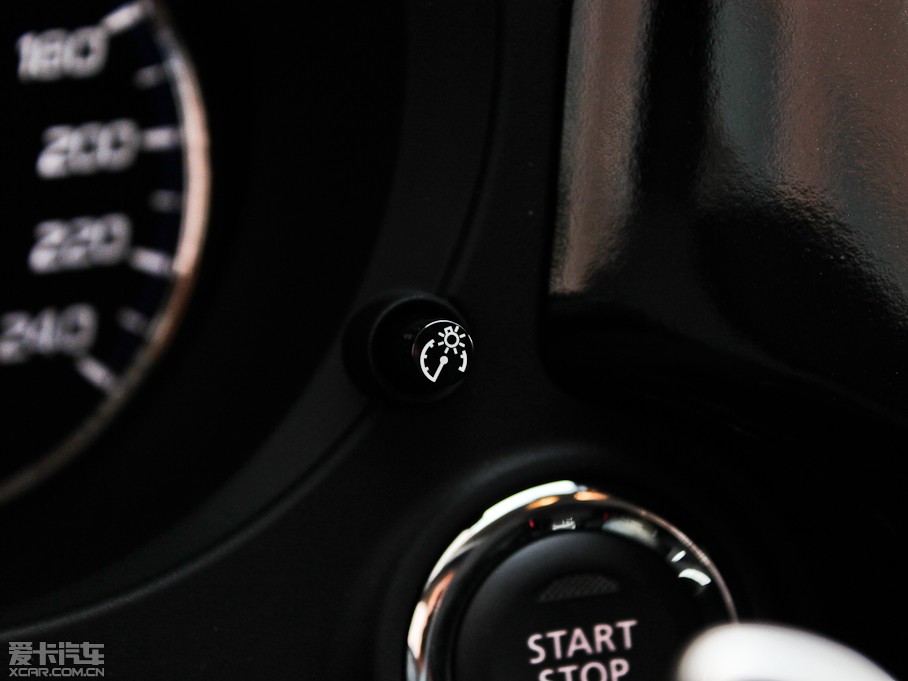 2013W{(ln)£M(jn)ڣ 2.4L (q)ӢGT 7