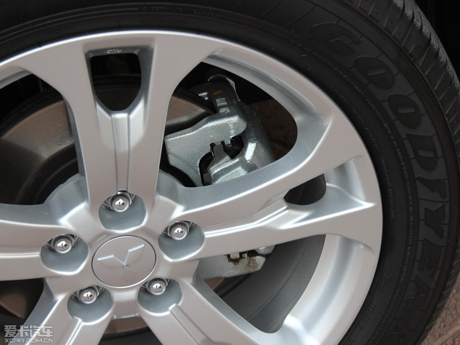 2013W{£Mڣ 2.4L 򌾫ӢGT 7