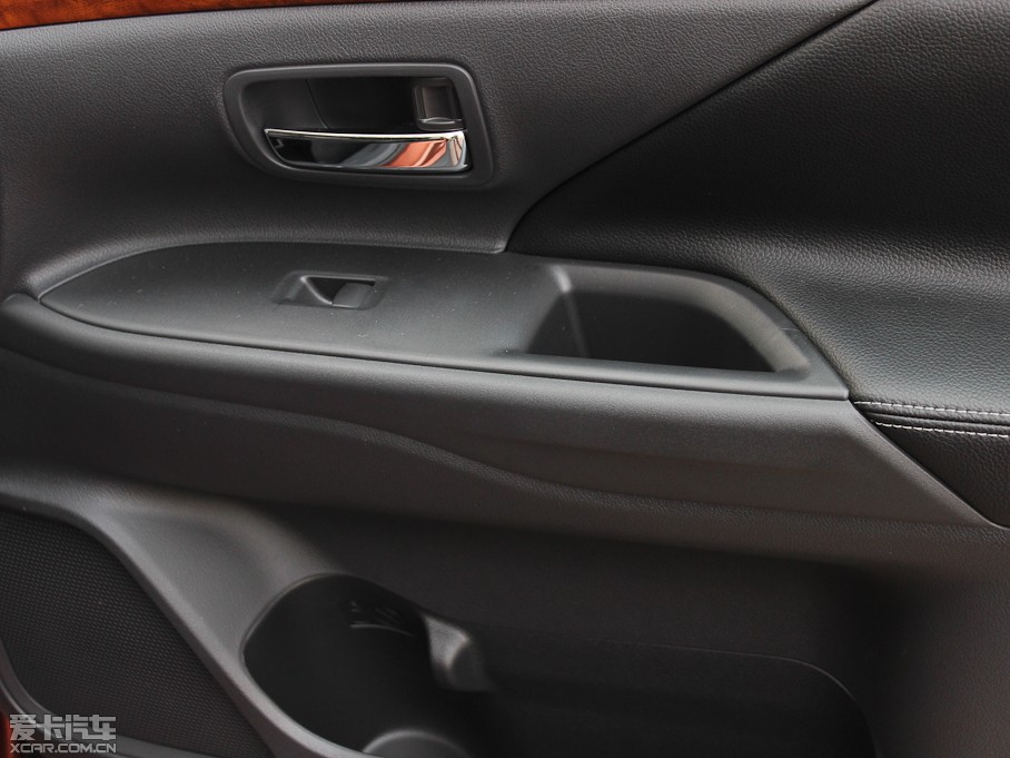 2013W{£Mڣ 2.4L (q)ӢGT 7