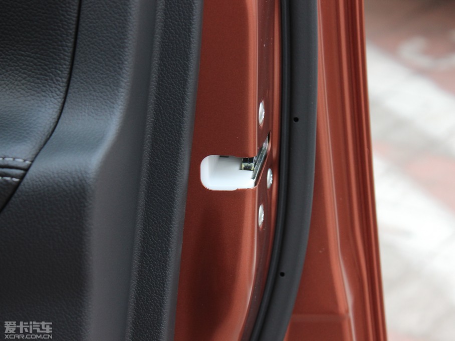 2013W{£Mڣ 2.4L 򌾫ӢGT 7