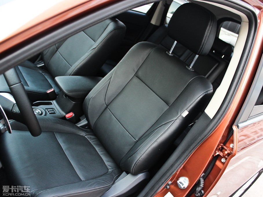 2013W{£Mڣ 2.4L 򌾫ӢGT 7