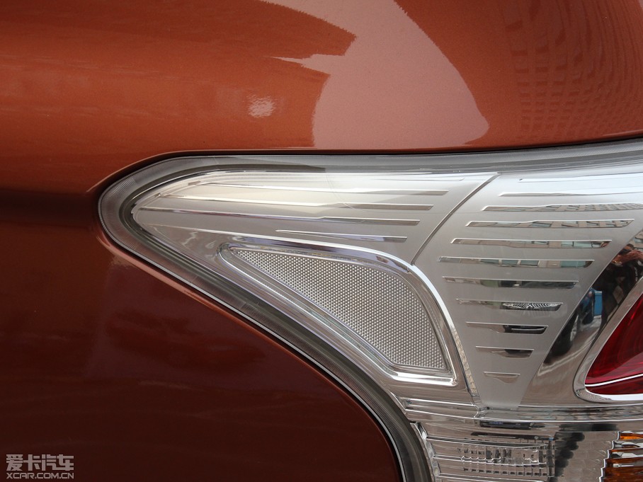 2013W{£Mڣ 2.4L 򌾫ӢGT 7