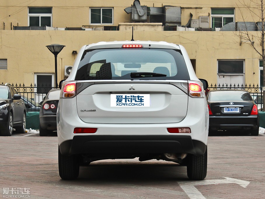 2013W{£Mڣ 2.0L \ӌ 5