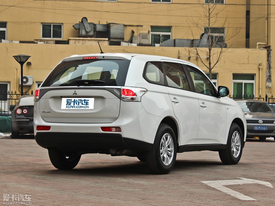 2013W{£Mڣ 2.0L \ӌ 5