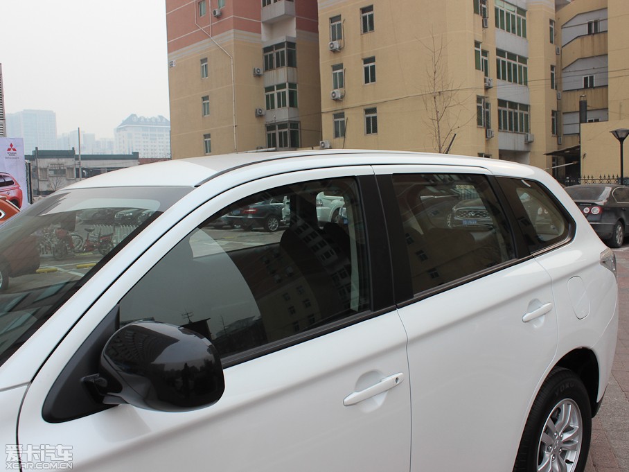 2013W{£Mڣ 2.0L \ӌ 5