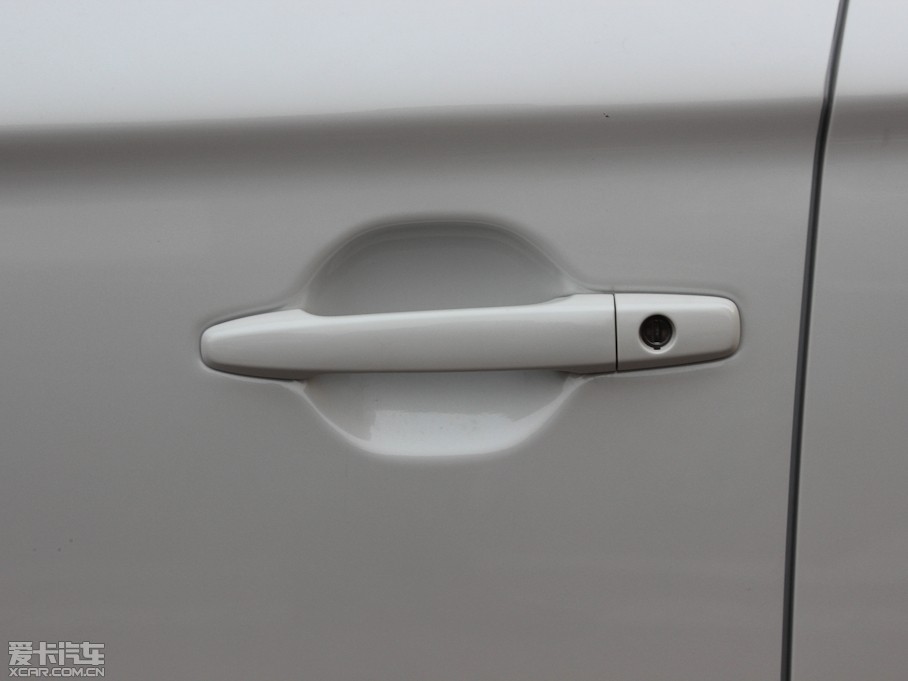 2013W{£Mڣ 2.0L \ӌ 5