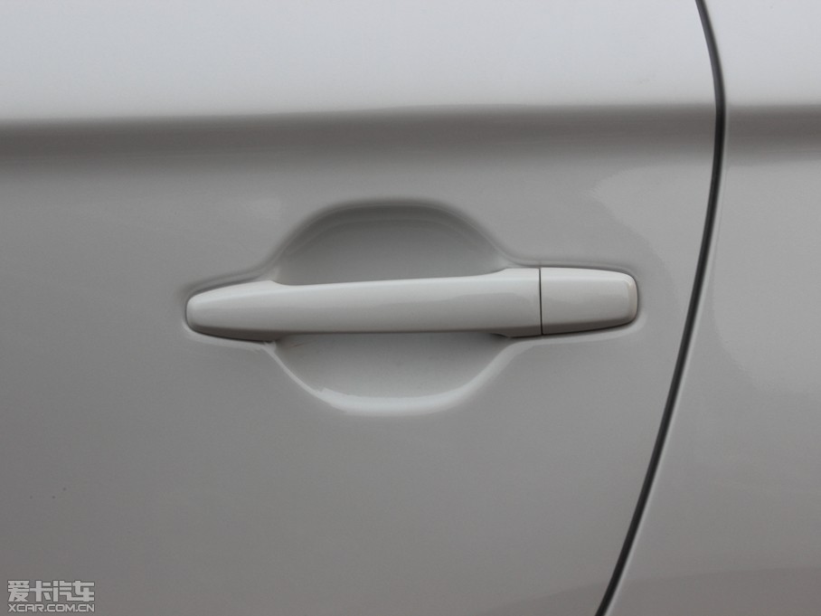 2013W{£Mڣ 2.0L (q)\ӌ(do) 5