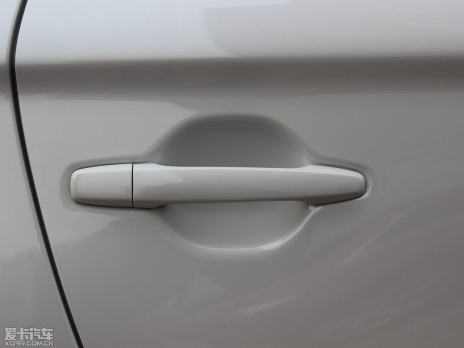 2013W{£Mڣ 2.0L \ӌ 5