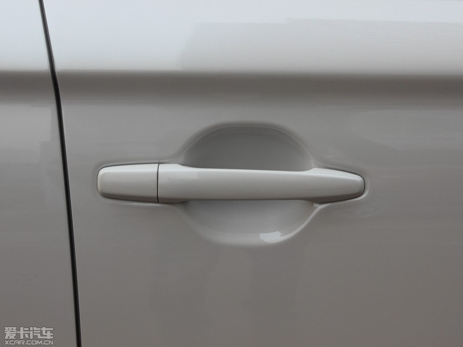 2013W{£Mڣ 2.0L \ӌ 5