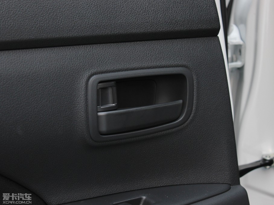 2013W{£Mڣ 2.0L \ӌ 5