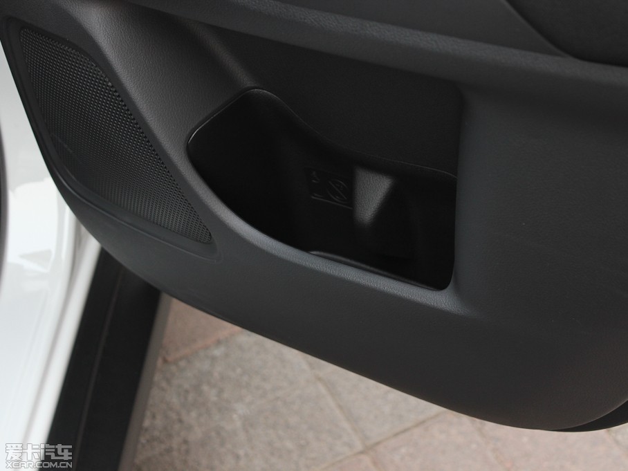 2013W{£Mڣ 2.0L \ӌ 5