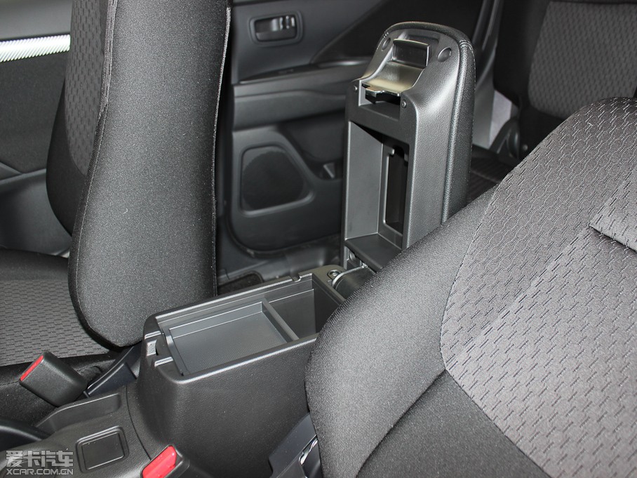 2013W{(ln)£M(jn)ڣ 2.0L (q)\(yn)(dng)(do) 5