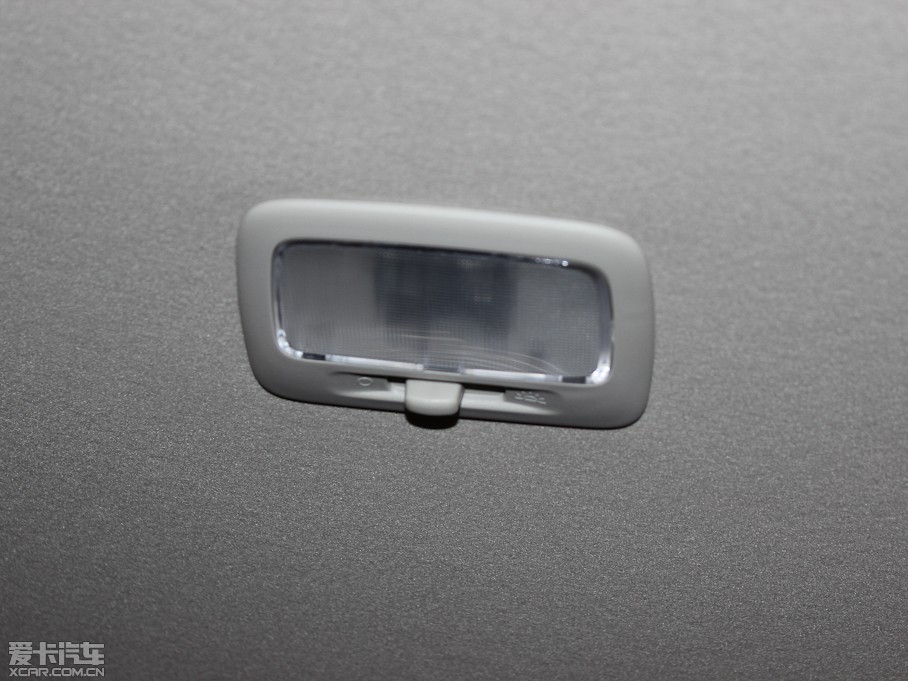 2013W{(ln)£M(jn)ڣ 2.0L (q)\(yn)(dng)(do) 5