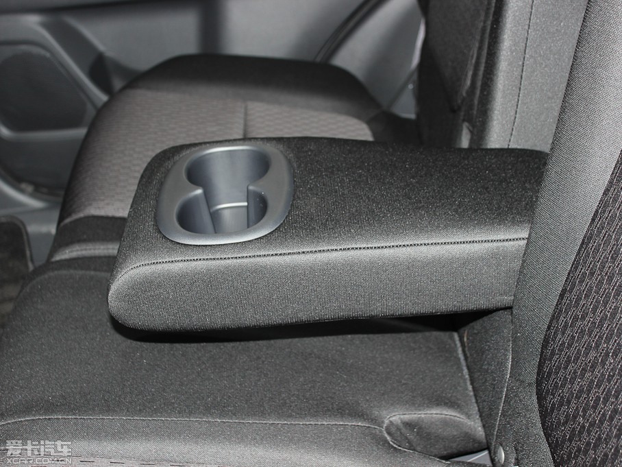 2013W{£Mڣ 2.0L \ӌ 5