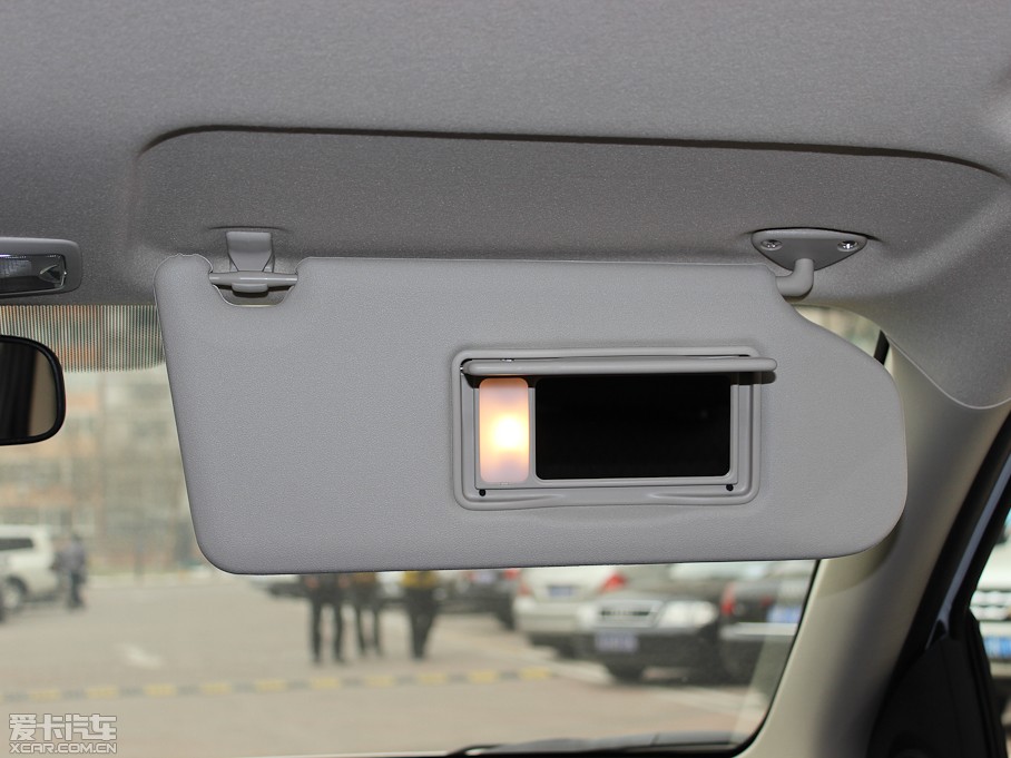 2013W{£Mڣ 2.0L \ӌ 5