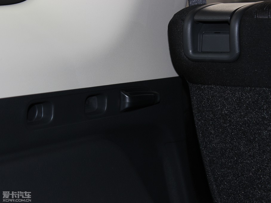 2013W{£Mڣ 2.0L \ӌ 5