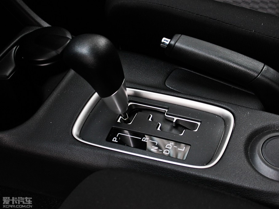 2013W{(ln)£M(jn)ڣ 2.0L (q)\ӌ(do) 5