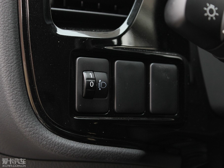 2013W{£Mڣ 2.0L \ӌ 5