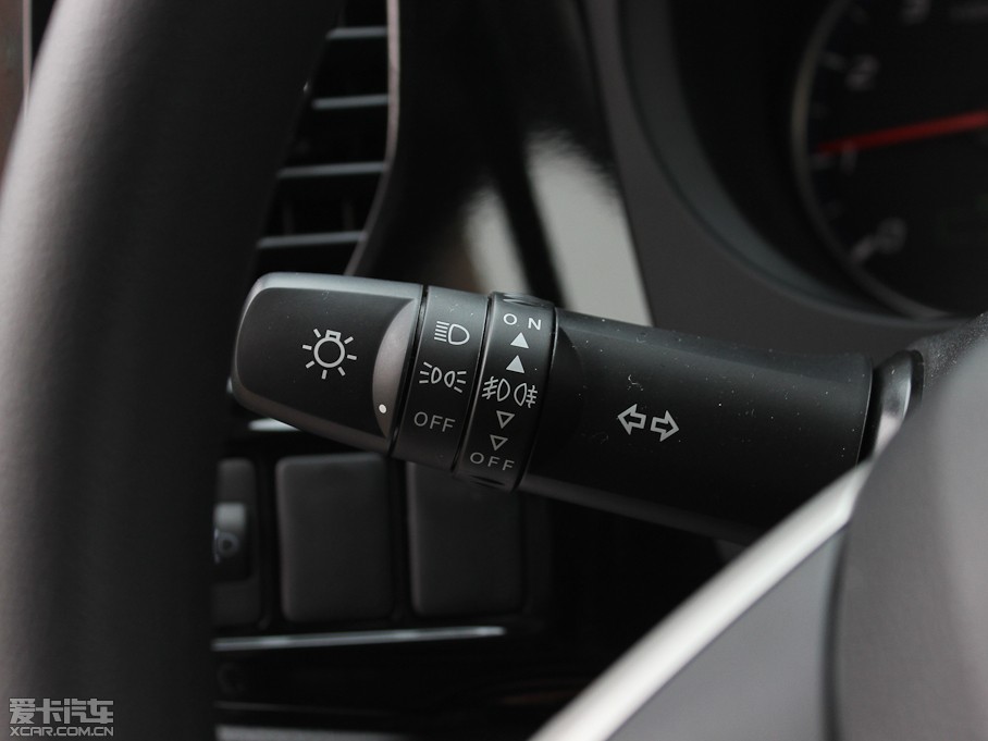 2013W{(ln)£M(jn)ڣ 2.0L (q)\(yn)ӌ(do) 5