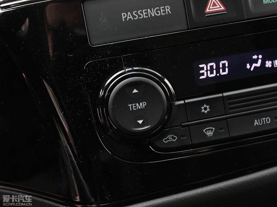 2013W{£Mڣ 2.0L \ӌ 5