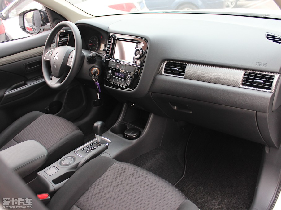 2013W{£Mڣ 2.0L \ӌ 5