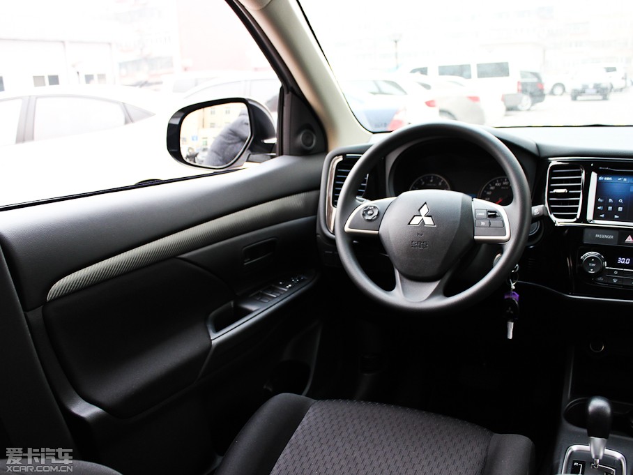 2013W{£Mڣ 2.0L \ӌ 5