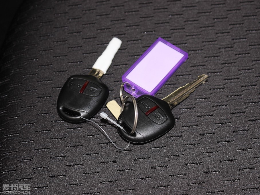 2013W{£Mڣ 2.0L \ӌ 5