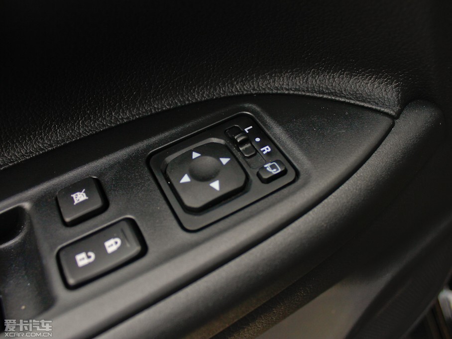 2013W{£Mڣ 2.4L A 7