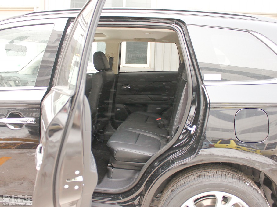 2013W{£Mڣ 2.4L A 7