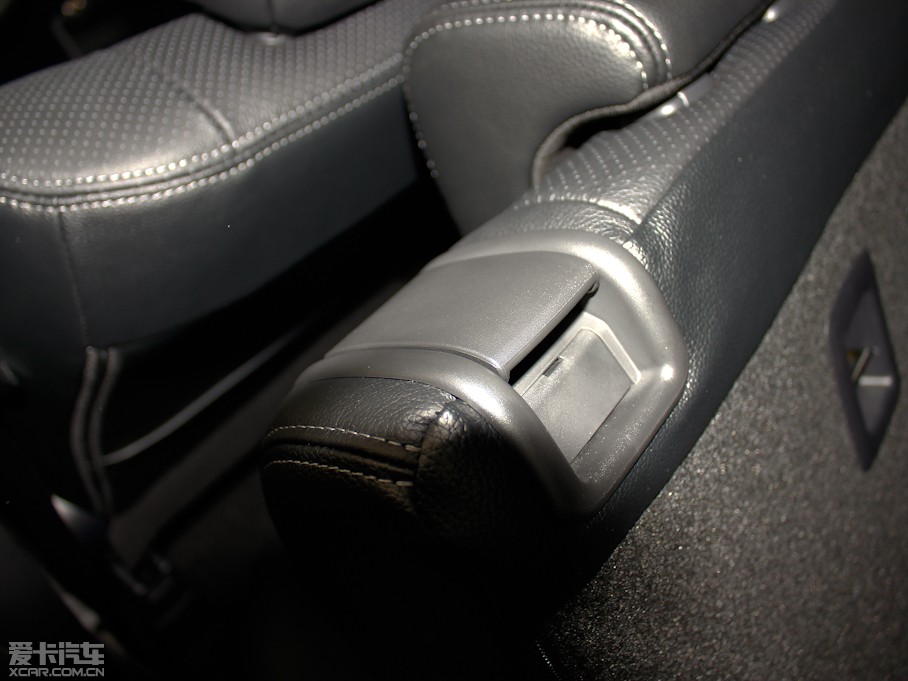 2013W{£Mڣ 2.4L A 7