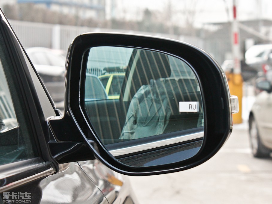 2013W{£Mڣ 2.4L A 7