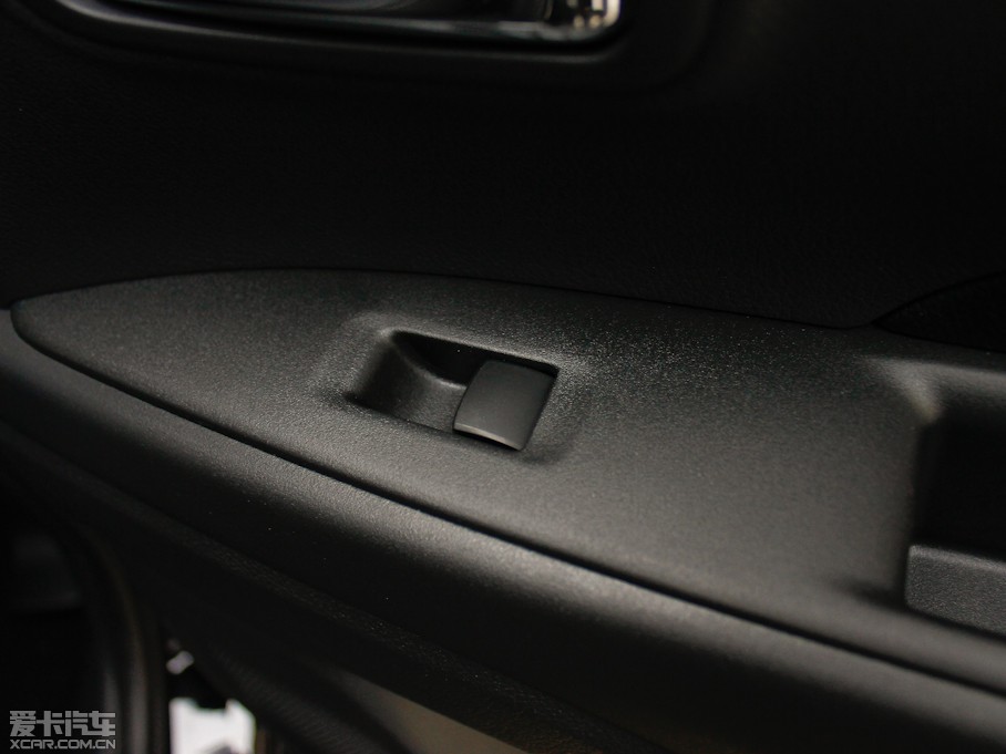 2013W{£Mڣ 2.4L A 7