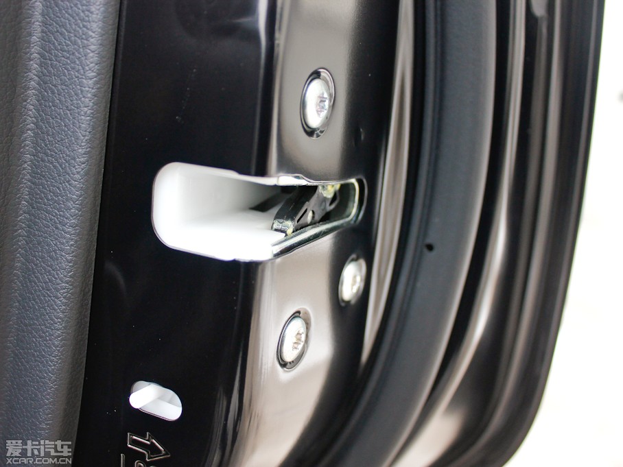 2013W{£Mڣ 2.4L A 7