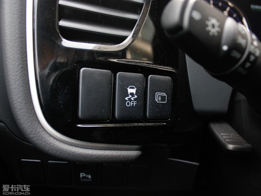 2013W{£Mڣ 2.4L A 7