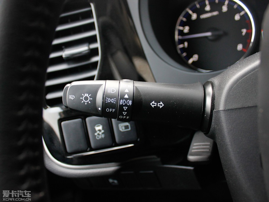 2013W{£Mڣ 2.4L (q)A 7