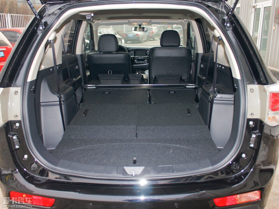 2013W{(ln)£M(jn)ڣ 2.4L (q)A(do) 7