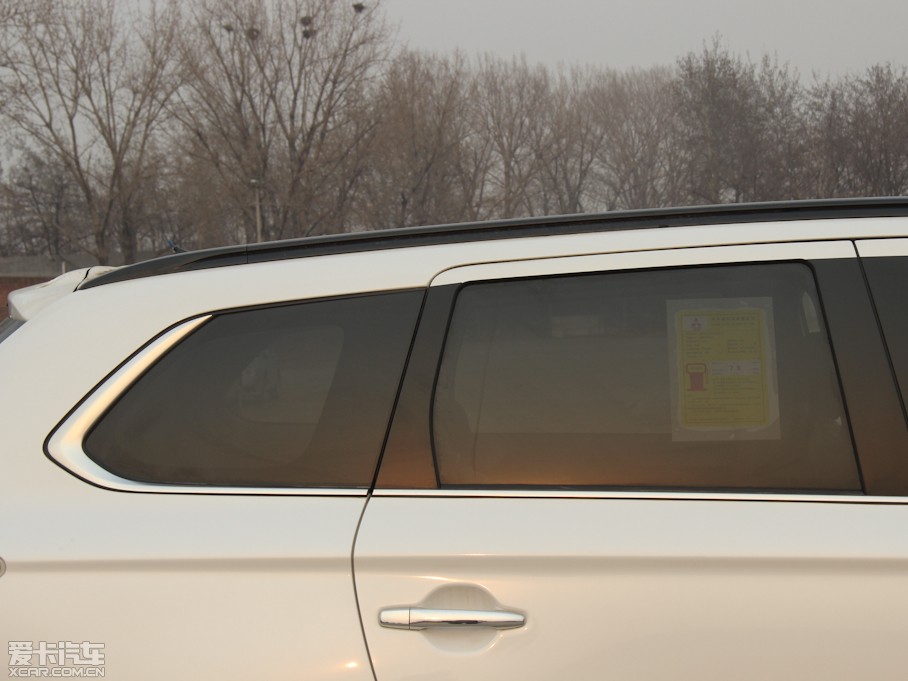 2013W{£Mڣ 2.4L A 5