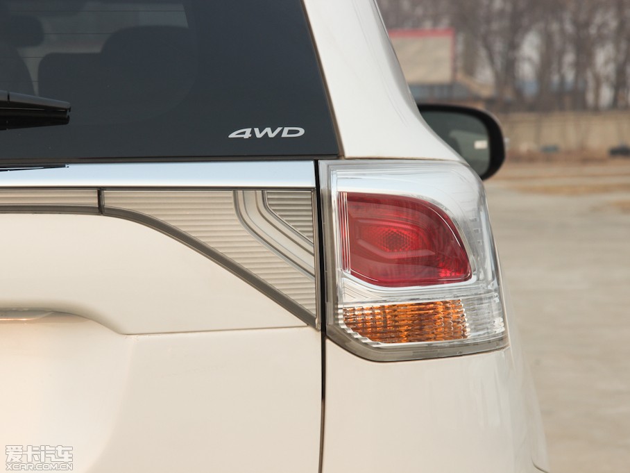 2013W{£Mڣ 2.4L (q)A 5