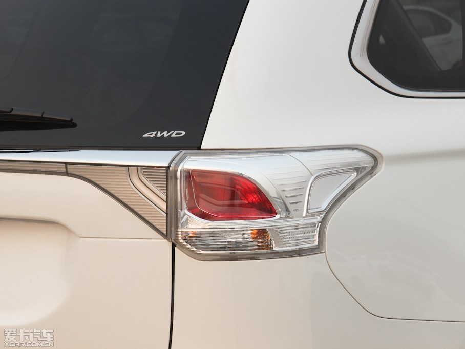 2013W{(ln)£M(jn)ڣ 2.4L (q)A(do) 5