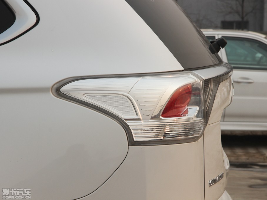 2013W{£Mڣ 2.4L A 5