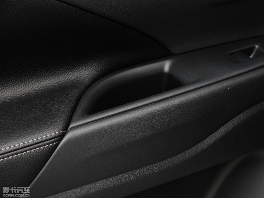 2013W{£Mڣ 2.4L A 5