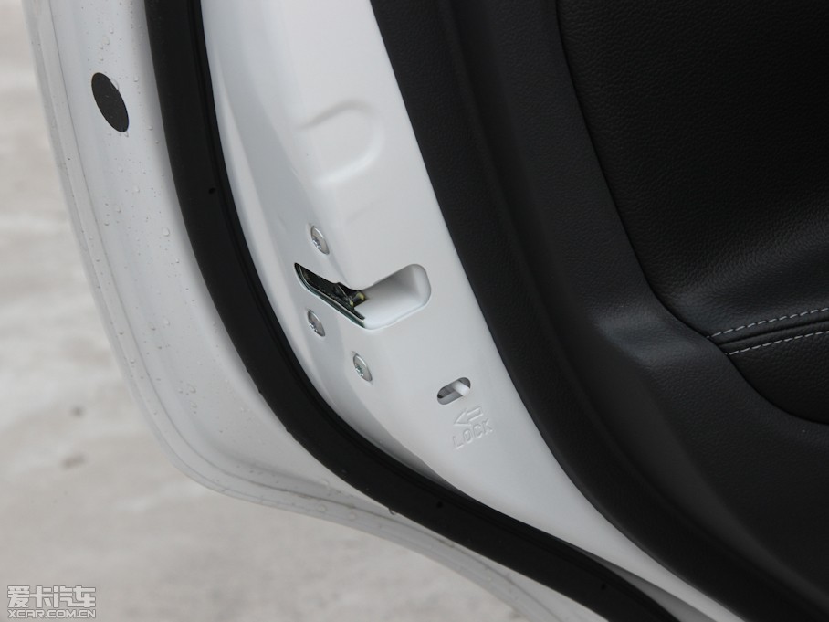 2013W{£Mڣ 2.4L A 5