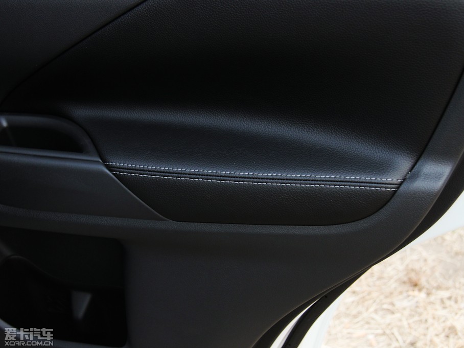 2013W{£Mڣ 2.4L A 5