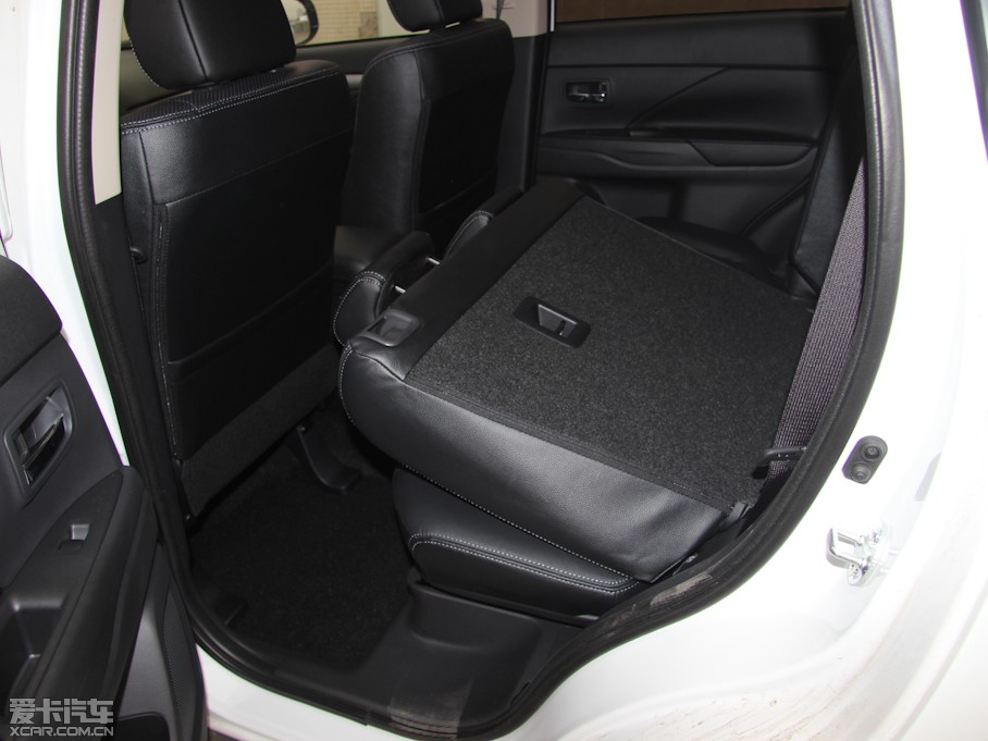 2013W{£Mڣ 2.4L A 5