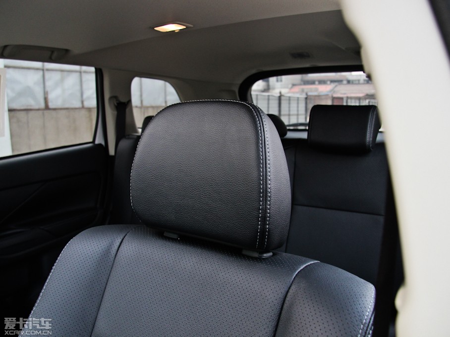 2013W{£Mڣ 2.4L (q)A 5