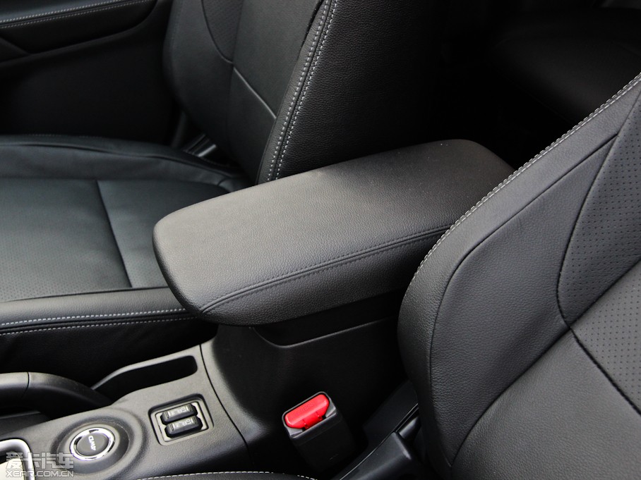 2013W{£Mڣ 2.4L A 5