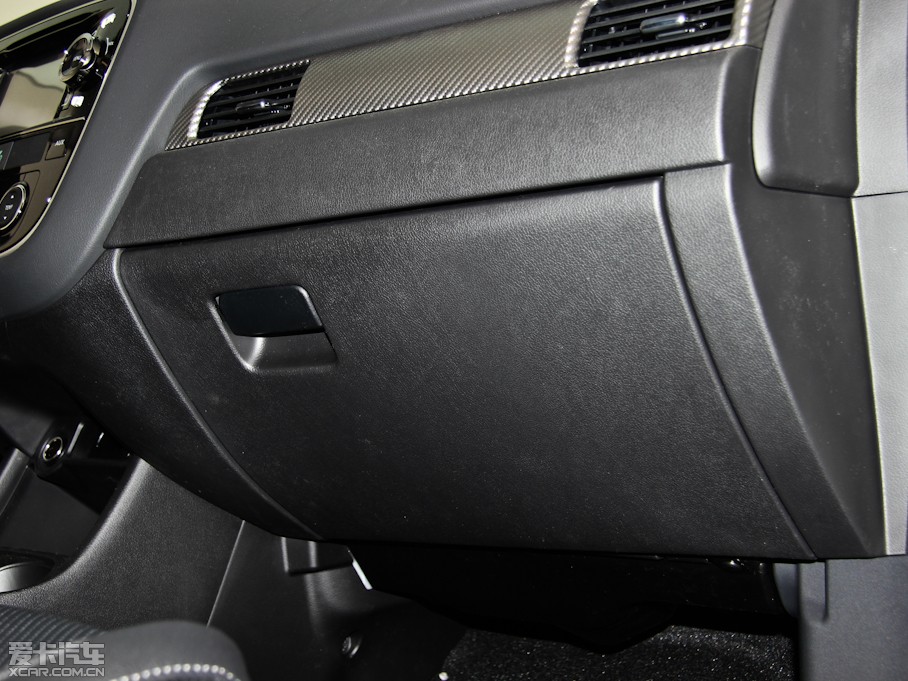 2013W{£Mڣ 2.4L A 5