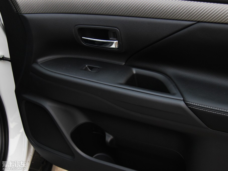 2013W{£Mڣ 2.4L A 5