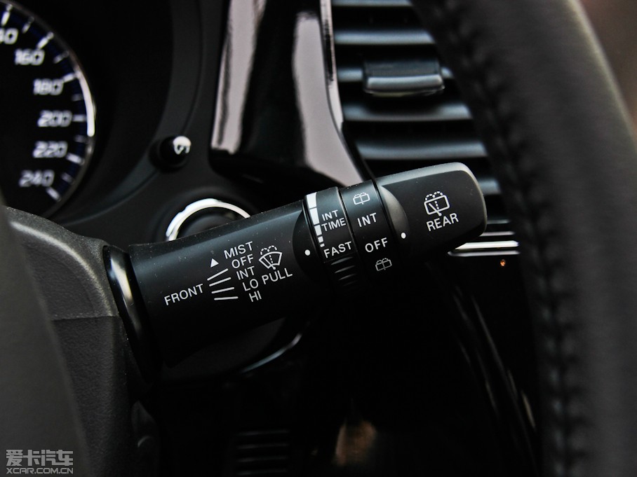 2013W{£Mڣ 2.4L A 5