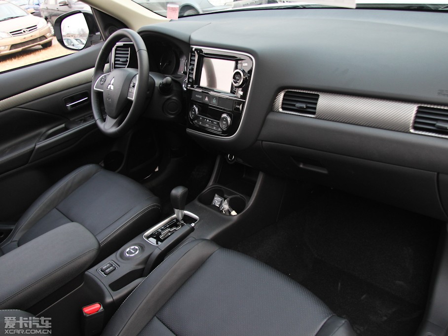 2013W{£Mڣ 2.4L A 5